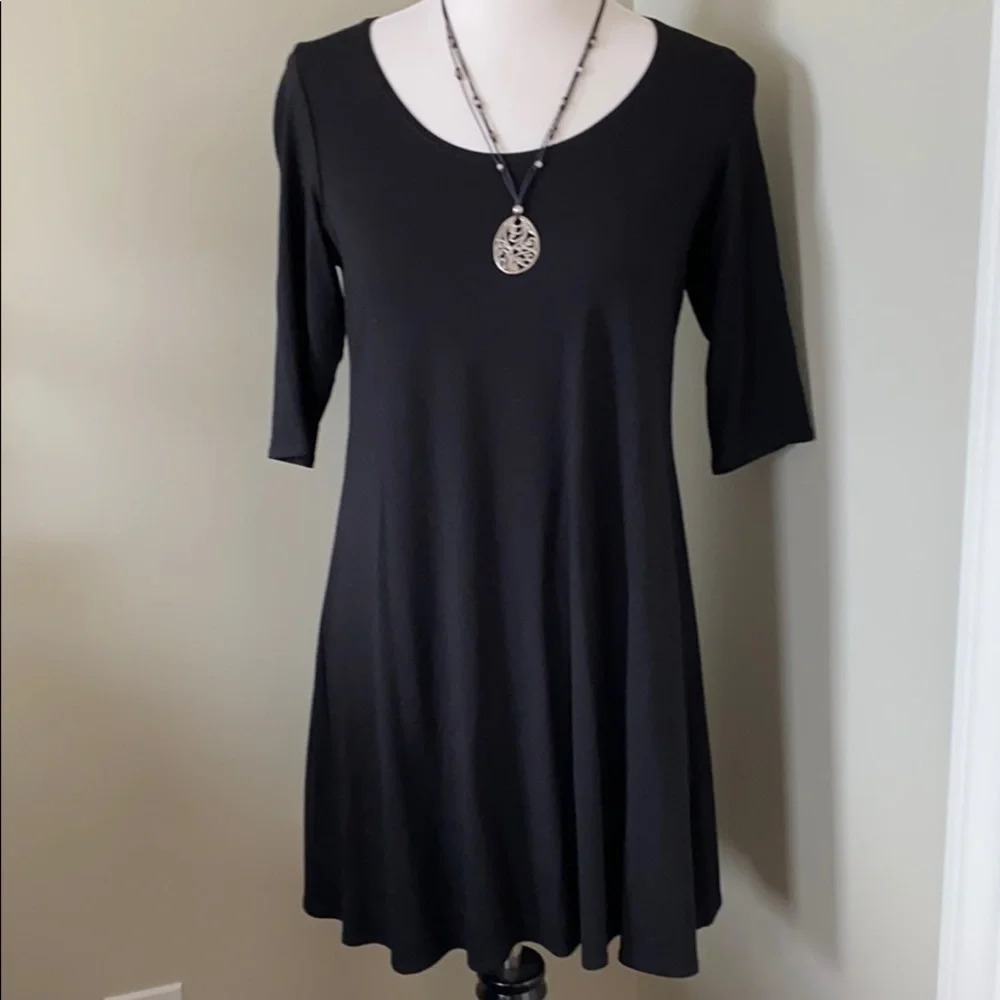 {Eileen Fisher} Black Tunic, like new Sz Small